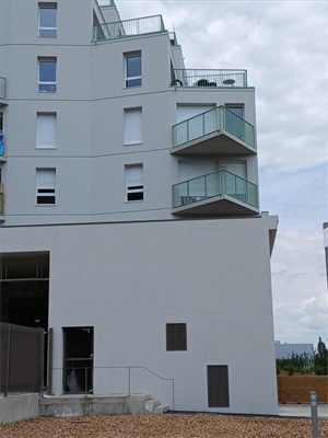 t3 à la location -   63000  CLERMONT FERRAND, surface 69 m2 location t3 - UBI474867521